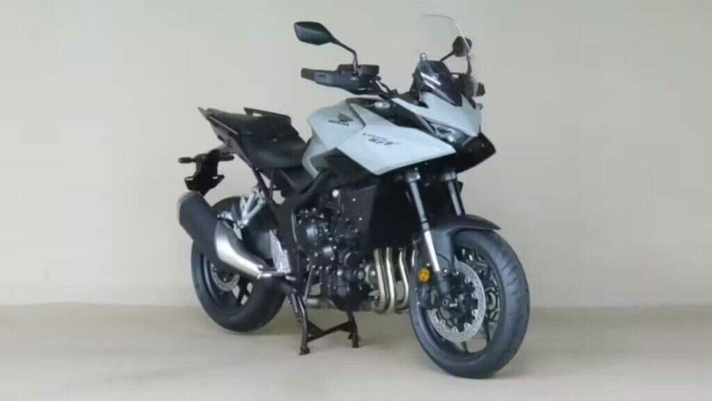 Nova Honda CB 1000 GT: Crossover de 150 cv chega em 2026