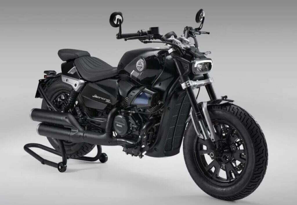 Benelli Leoncino Bobber 400: A Nova Custom V-Twin